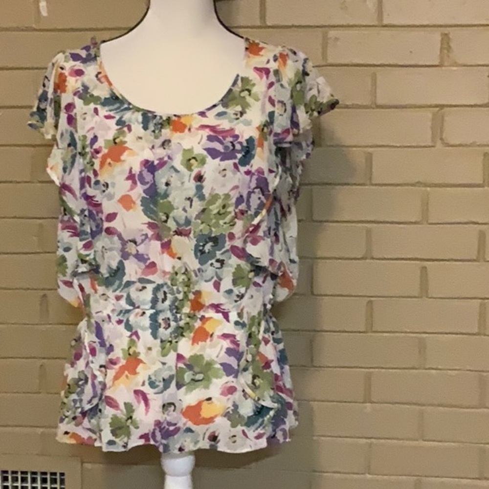 Sunny Leigh ruffles Tunic 100% polyester
